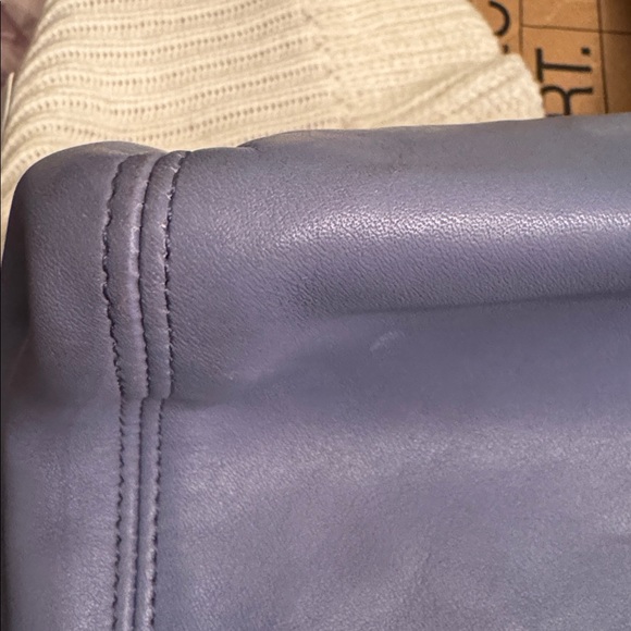 Coach Vintage LavenderLeather Tote Bag with Adjustable Strap - Picture 6 of 6